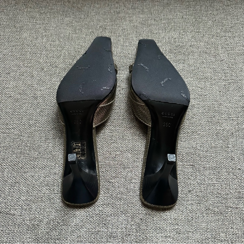 Vintage metallic Gucci horsebit chain heels - Picture 4 of 4